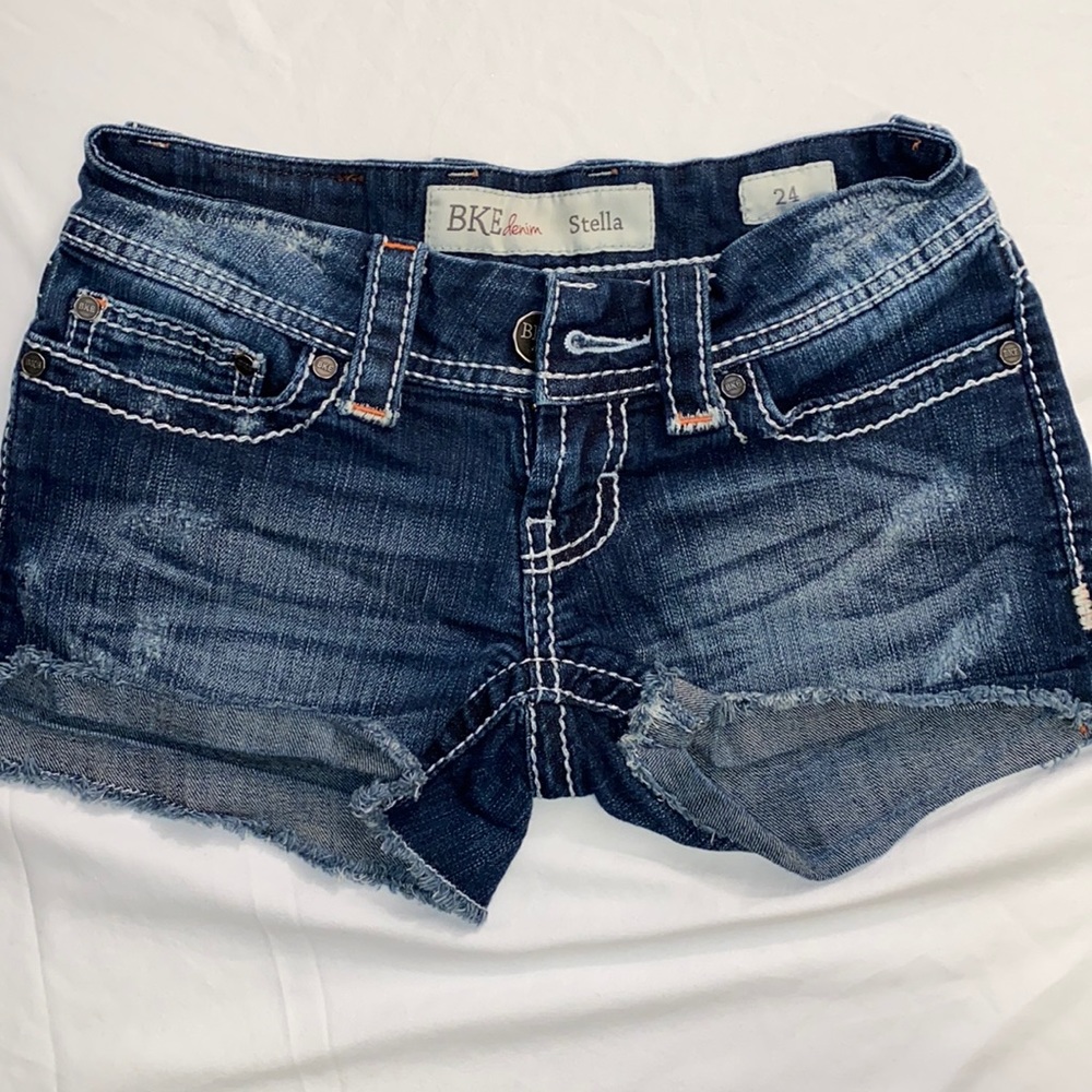 Women’s shorts- BKE size 24